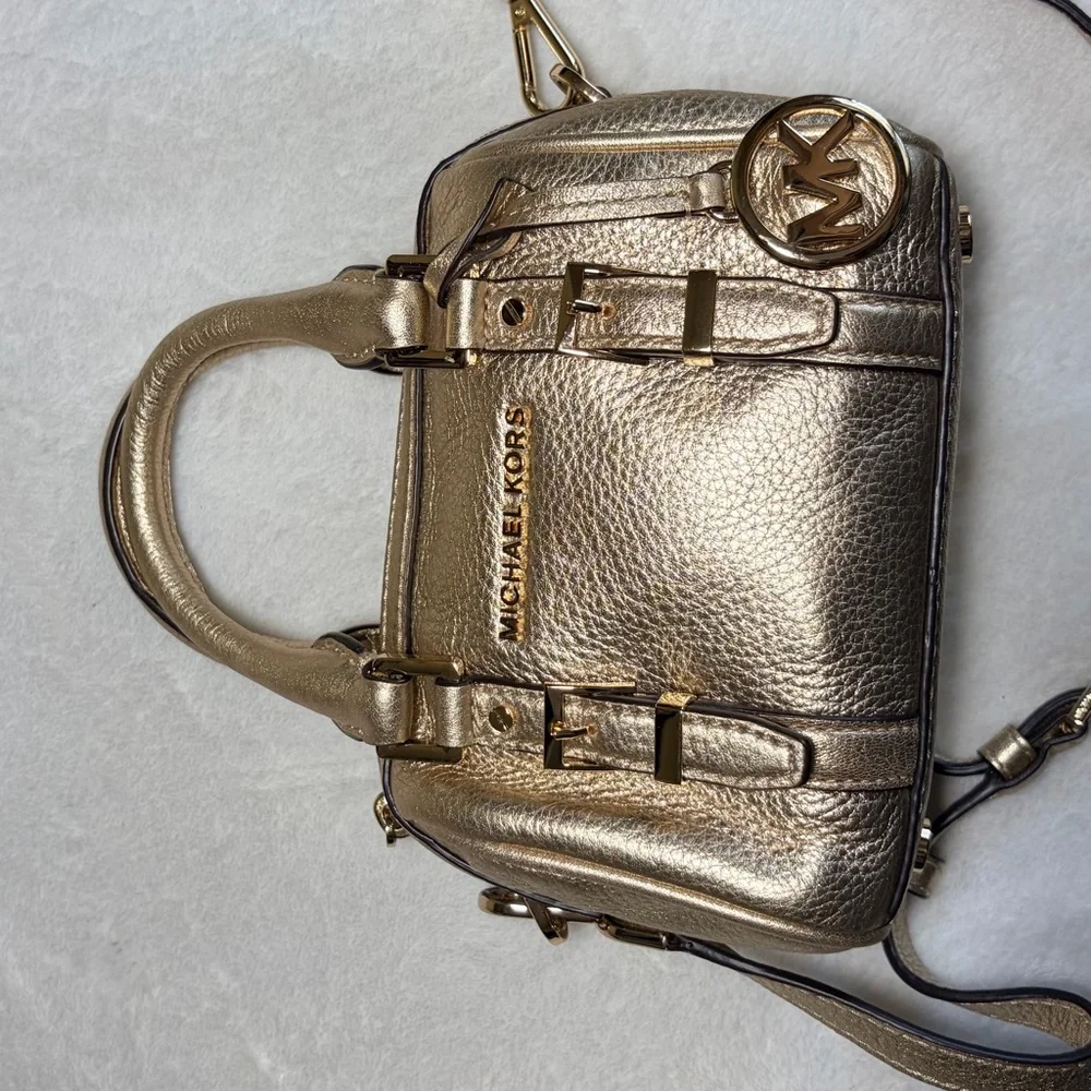 MK Michael Kors Metallic Gold Mini Bag‎